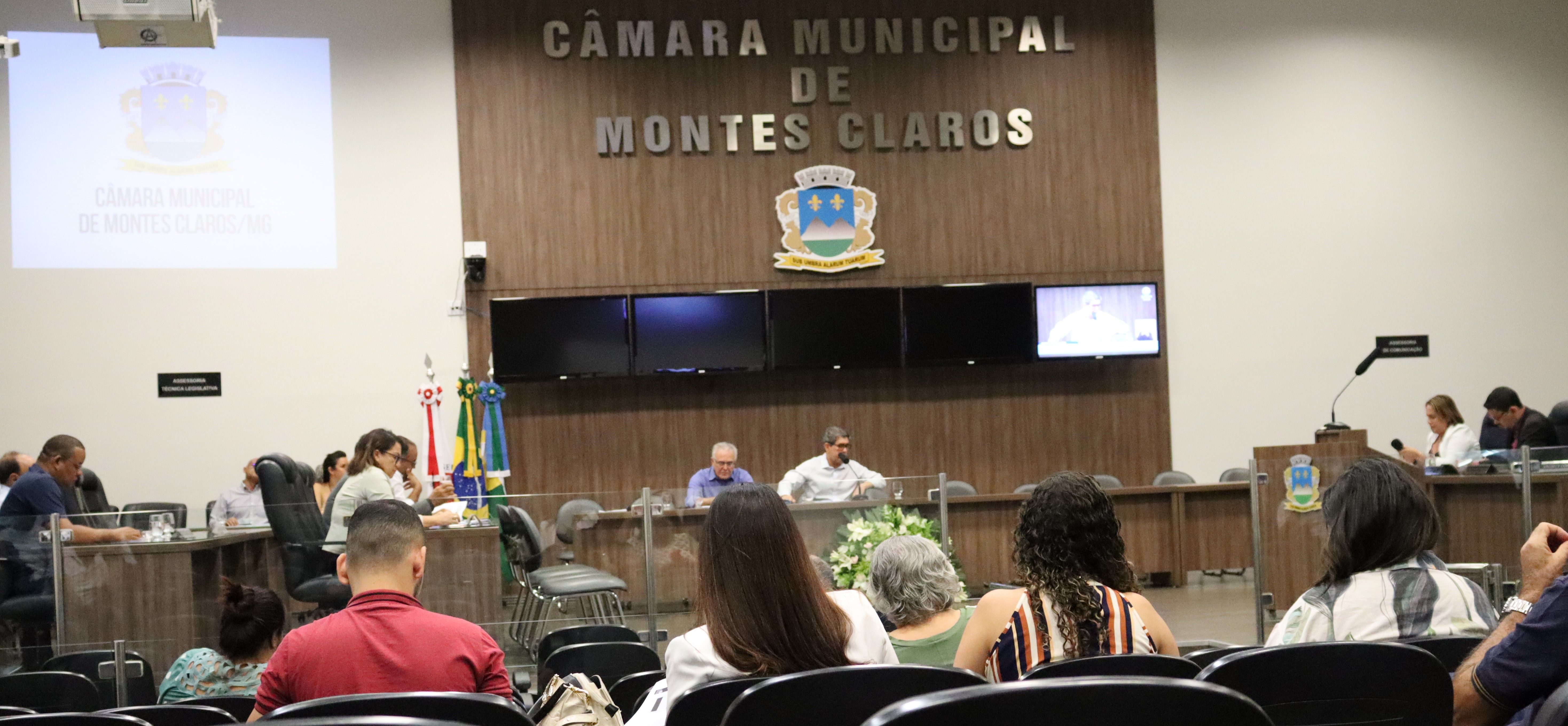 Câmara recebe Prestação de Contas do Município