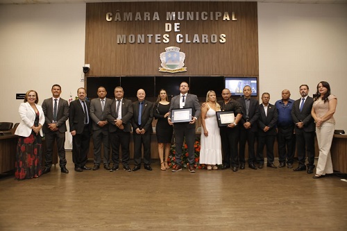 Policiais civis recebem título de cidadão Benemérito